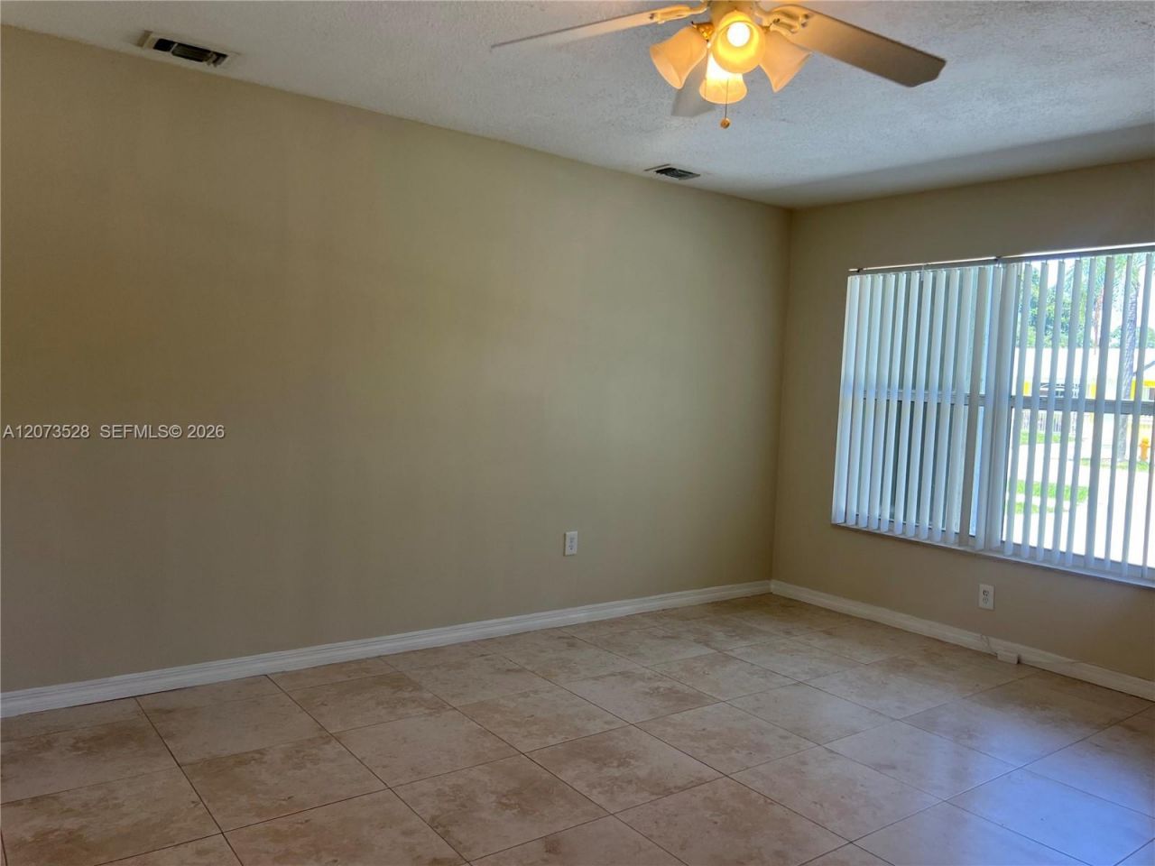 3520 NW 213th Ter , Miami Gardens, FL 33056 Photo