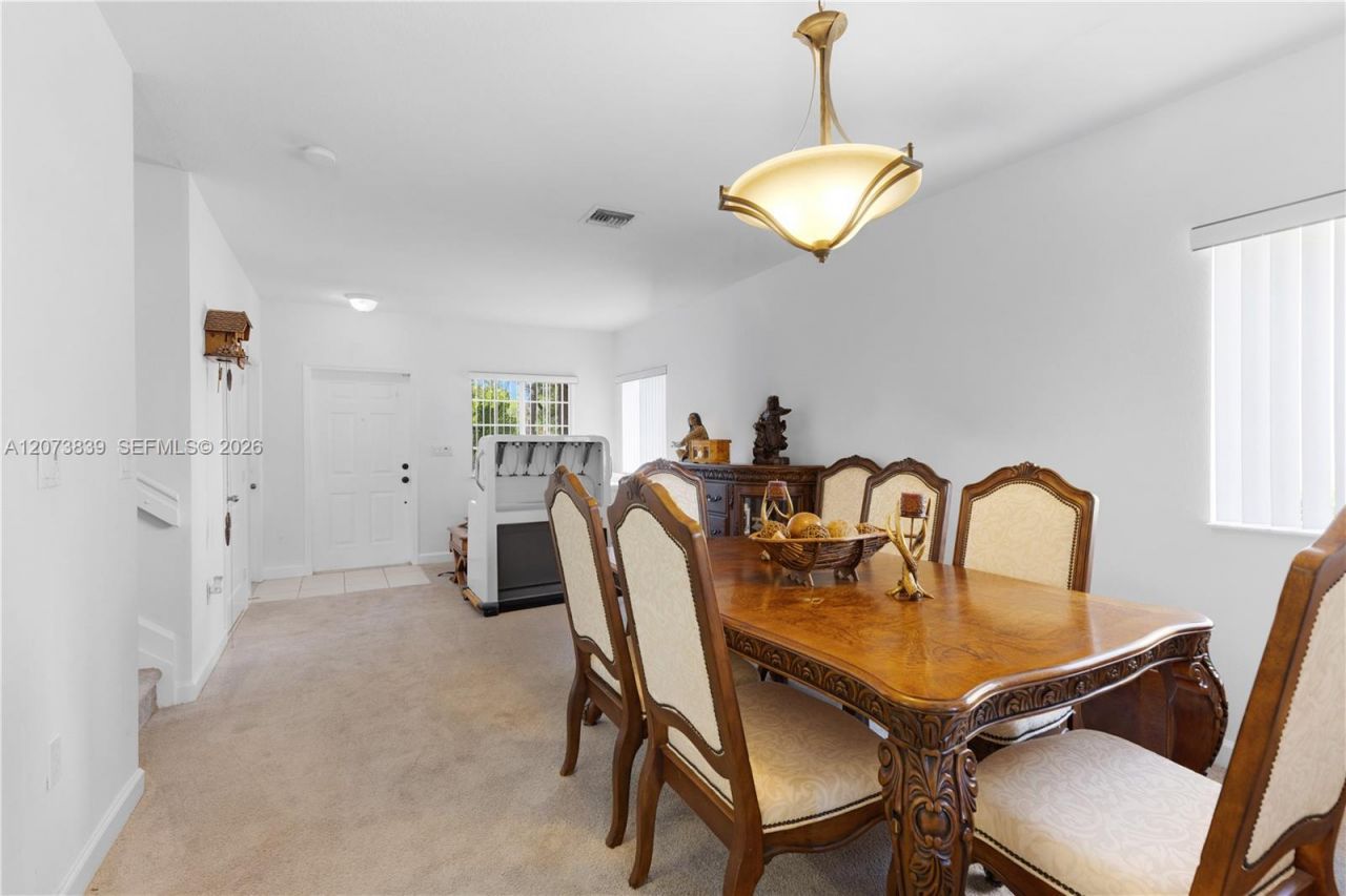 8549 SW 214th Ln , Cutler Bay, FL 33189 Photo