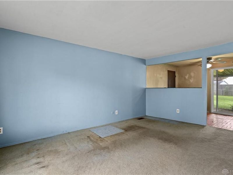 7161 Saffron Drive, Huber Heights, OH 45424 Photo 10