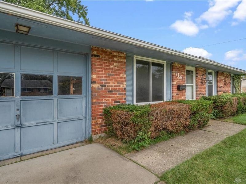 7161 Saffron Drive, Huber Heights, OH 45424 Photo 7