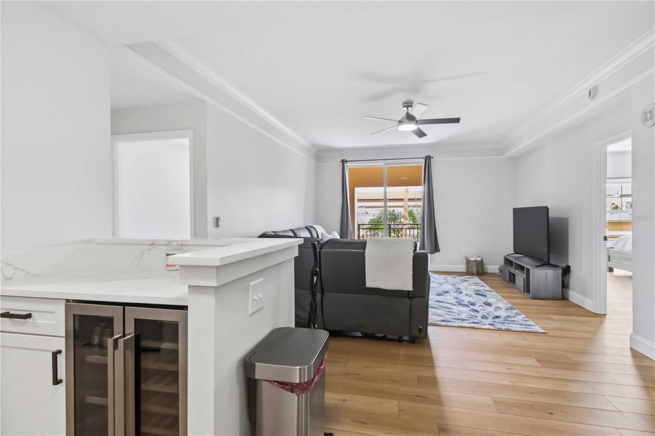 750 N Tamiami Trail , Unit 312, Sarasota, FL 34236 Photo