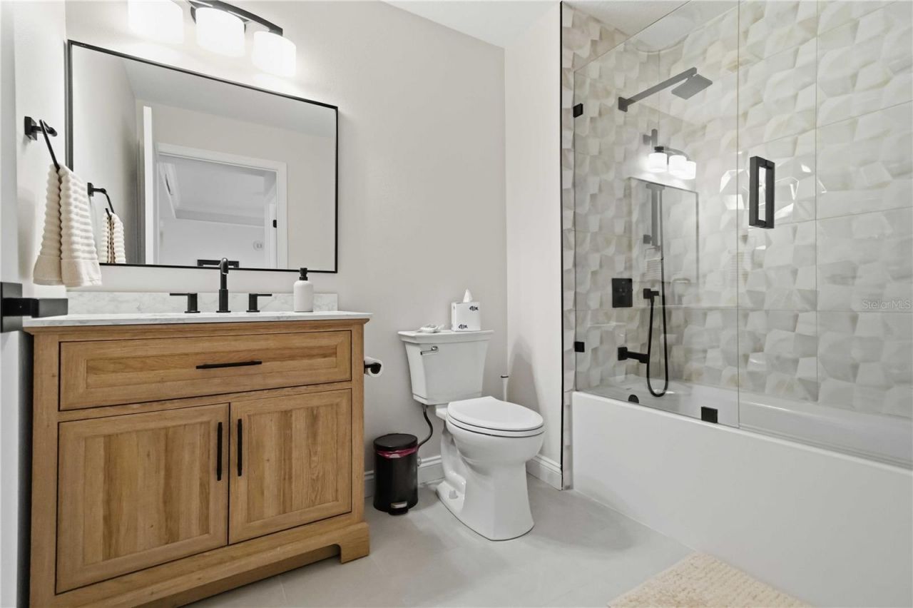 750 N Tamiami Trail , Unit 312, Sarasota, FL 34236 Photo