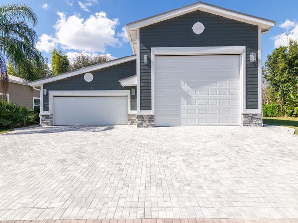 6757 AMANDA VISTA CIRCLE , LAND O LAKES, FL 34637