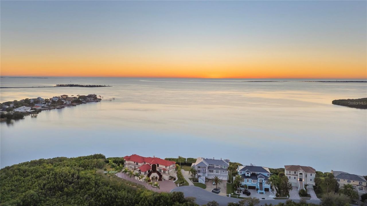 2115 Alexis Court, Tarpon Springs, FL 34689 Photo