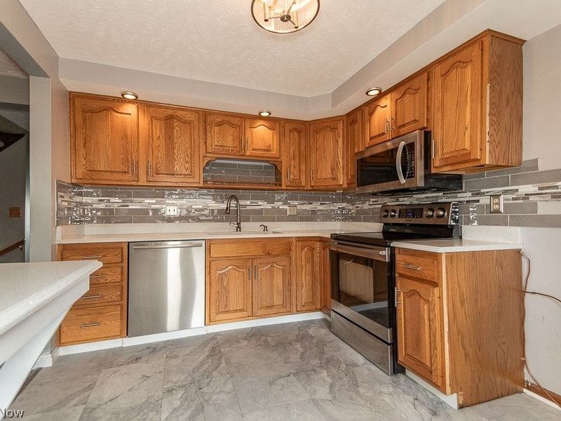 7427 Noble Court, Mentor, OH 44060 Photo 6