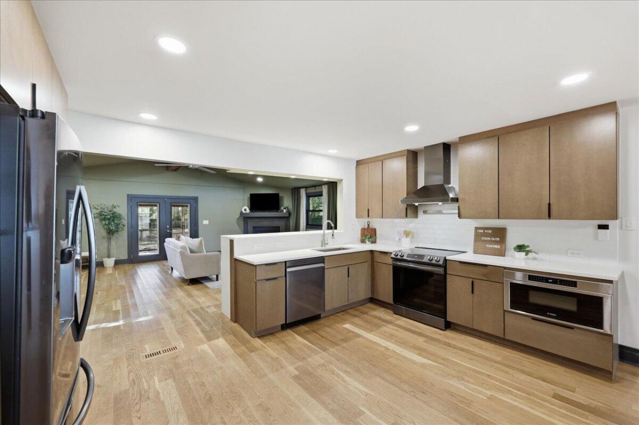 1203 Valley Drive Photo 15