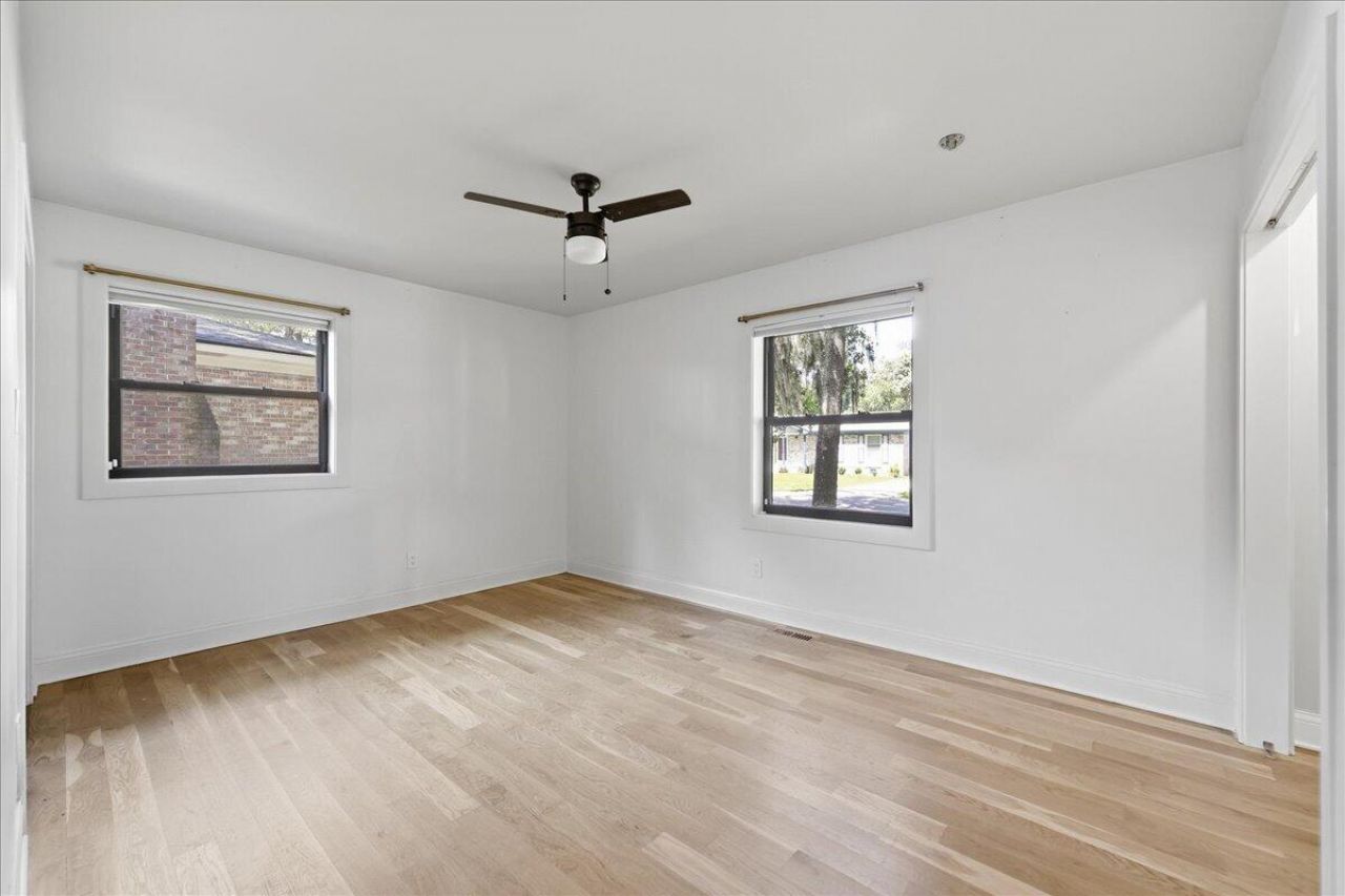 1203 Valley Drive Photo 29
