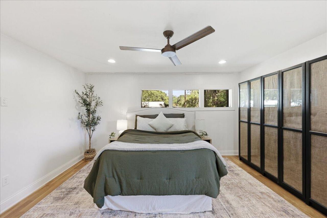 1203 Valley Drive Photo 32