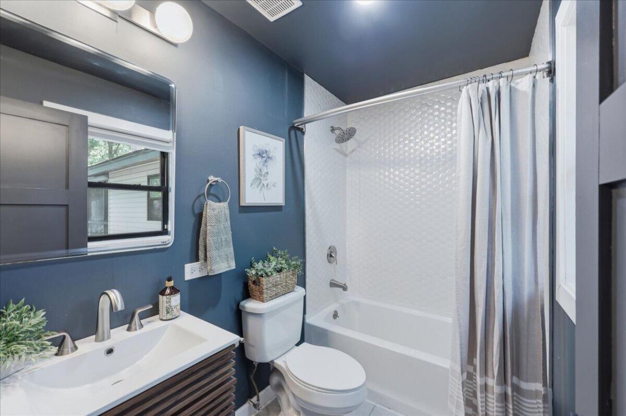 1203 Valley Drive Photo 40