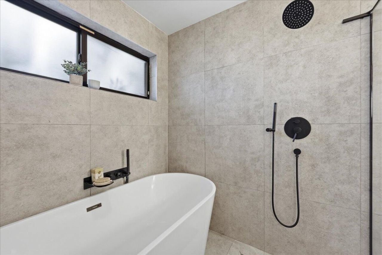 1203 Valley Drive Photo 45