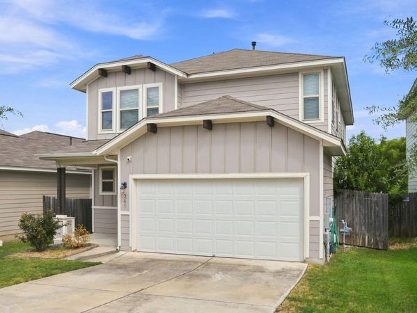 241 Eagle Brook LN, Buda, TX 78610
