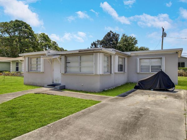 1325 W 32ND Street, Riviera Beach, FL 33404