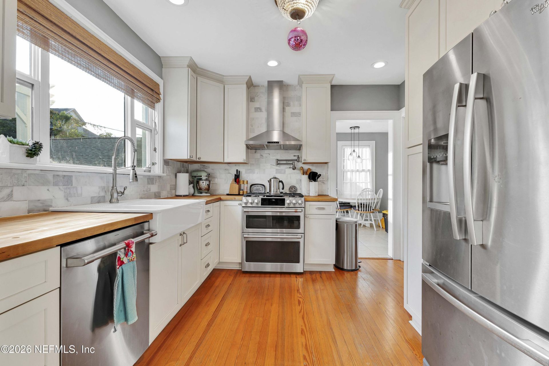 2704 Lake Shore Boulevard, Jacksonville, FL 32210 Photo