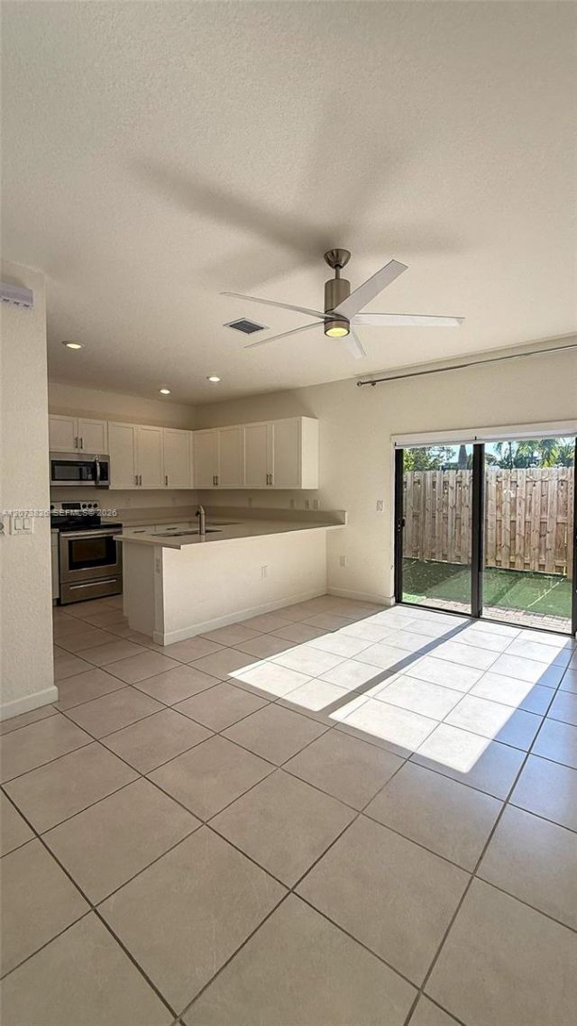 20800 NE 5th Ct, Miami, FL 33179 Photo