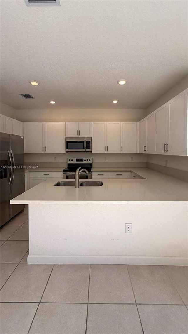 20800 NE 5th Ct, Miami, FL 33179 Photo