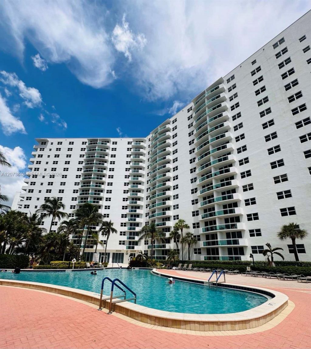 3000 S Ocean Dr, Unit 1218, Hollywood, FL 33019 Photo