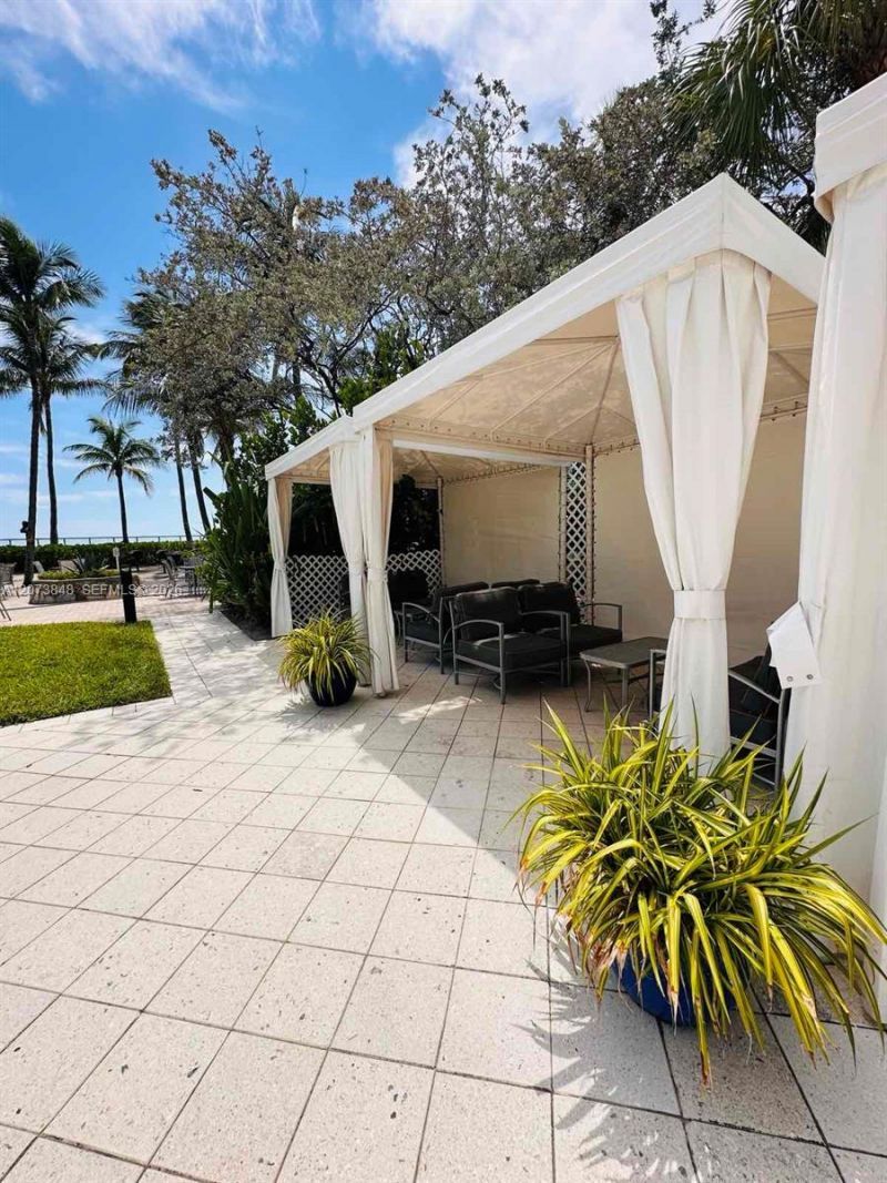 3000 S Ocean Dr, Unit 1218, Hollywood, FL 33019 Photo