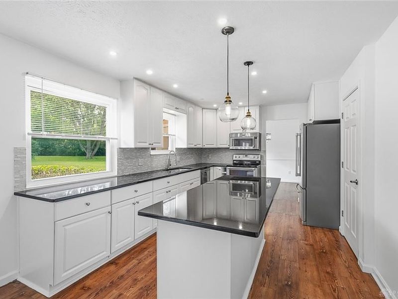 8128 Rollingwood Way, West Chester, OH 45069 Photo 11