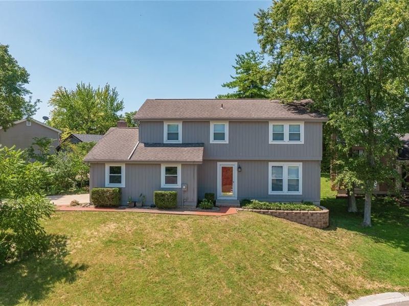8128 Rollingwood Way, West Chester, OH 45069 Photo 2