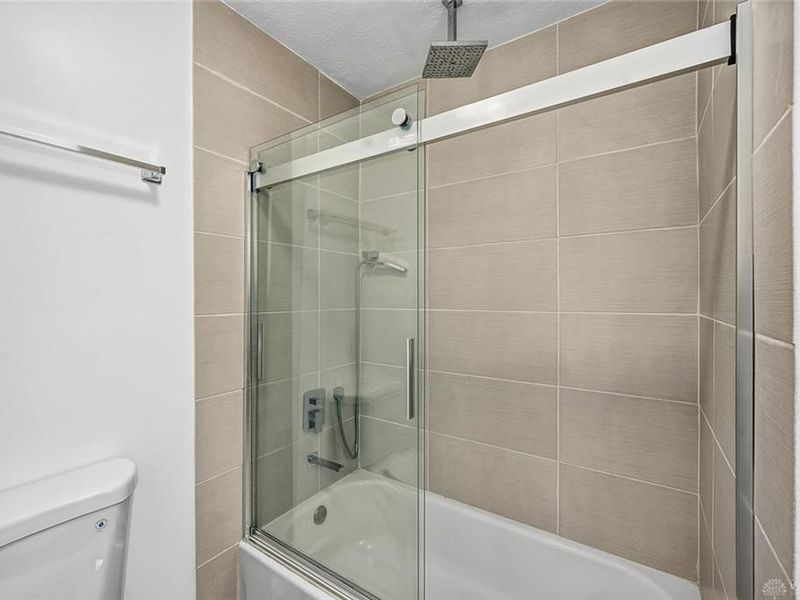 8128 Rollingwood Way, West Chester, OH 45069 Photo 32