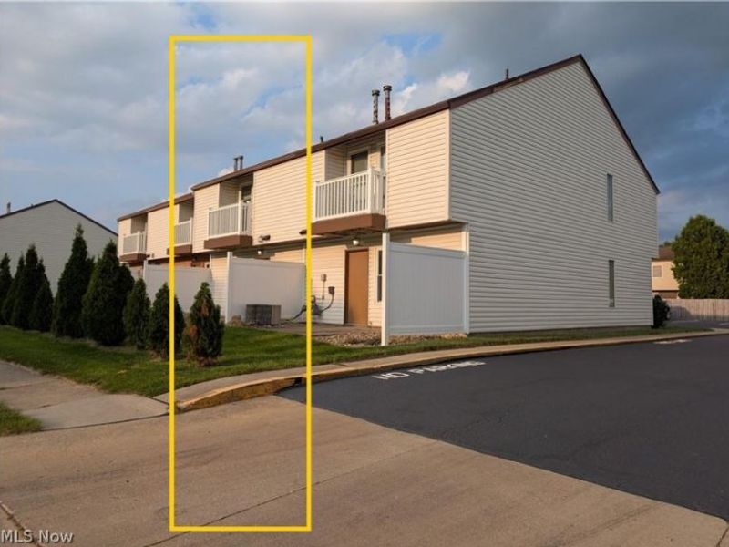 1563 Whitehall Boulevard, Kent, OH 44240 Photo 7