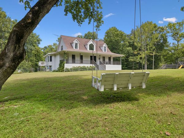 2300 Lee Rd, Spring Hill, TN 37174