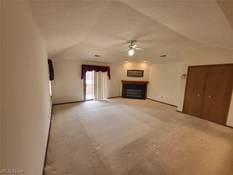 8671 Scenicview Drive, Unit 205, Broadview Heights, OH 44147 Photo 3