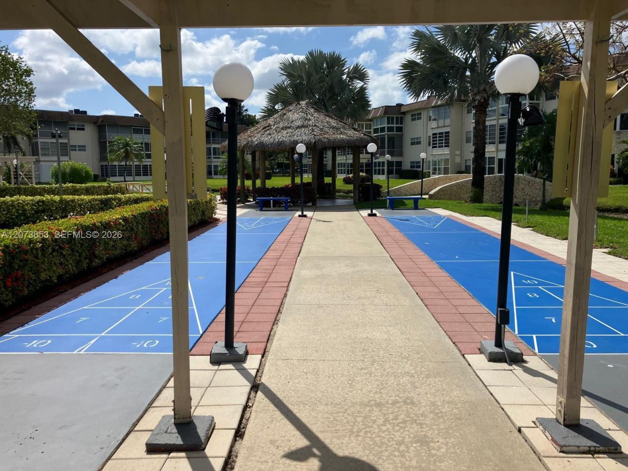 4800 NW 35th St , Unit 607, Lauderdale Lakes, FL 33319 Photo