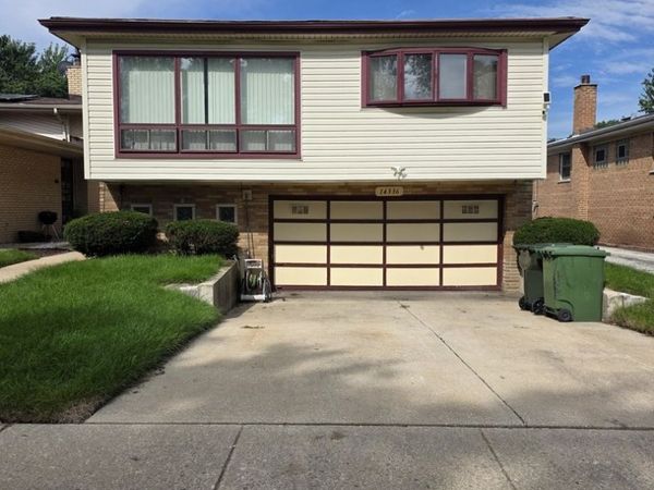14336 Drexel Avenue , Dolton, IL 60419