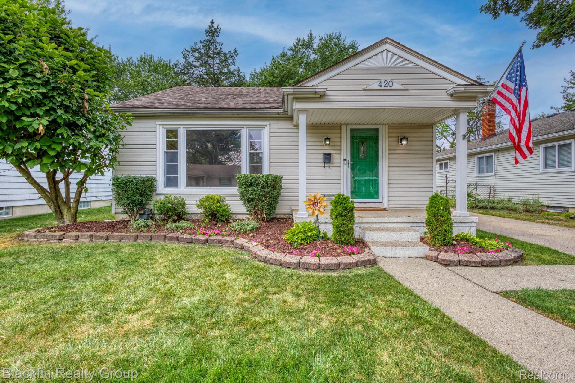 420 S Manitou Avenue, Clawson, Mi 48017 Main Photo