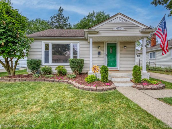 420 S Manitou Avenue, Clawson, Mi 48017