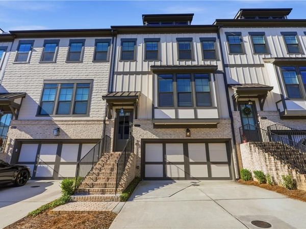 1127 Provence Lane , Decatur, GA 30033