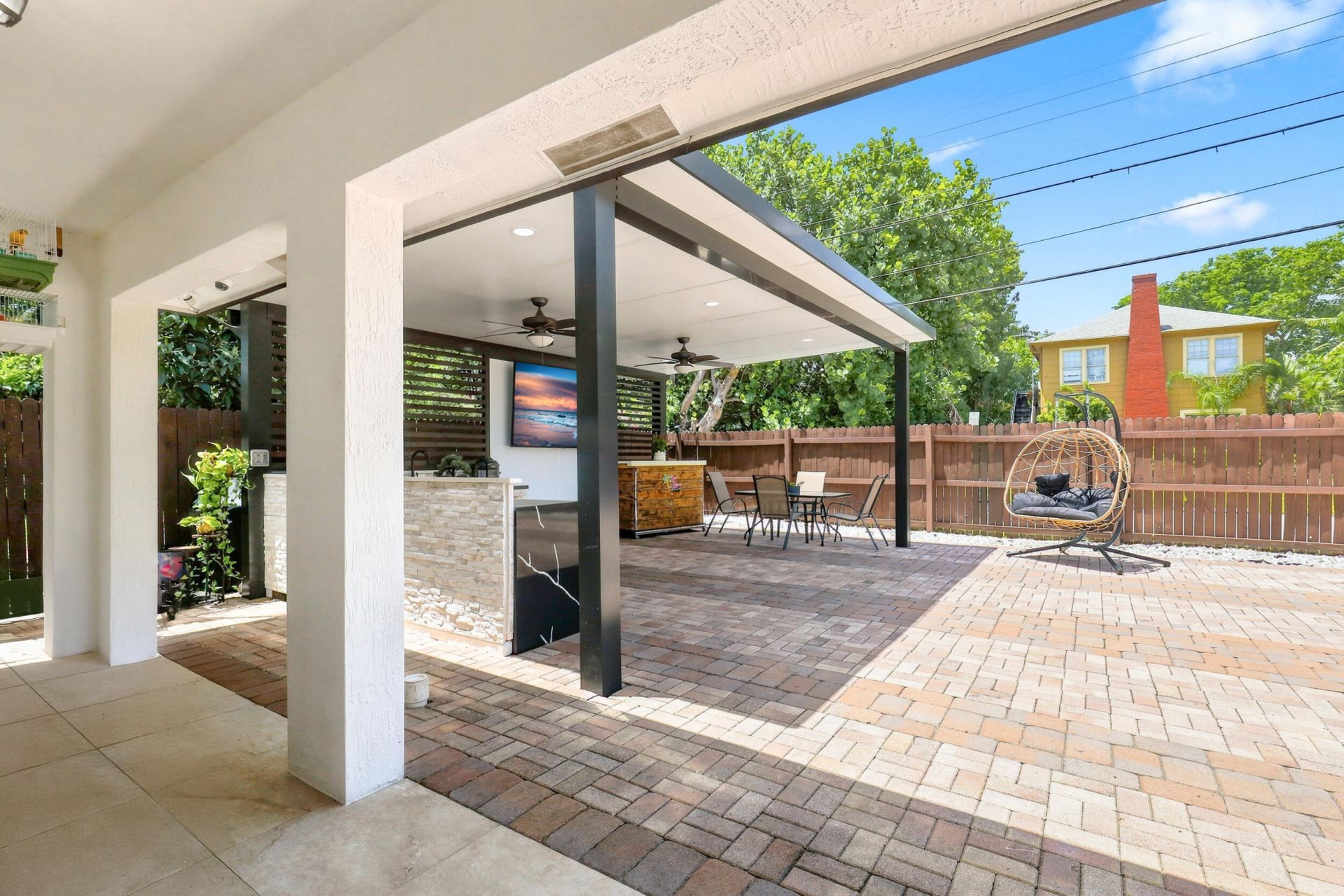 901 S M Street, Lake Worth Beach, FL 33460 Photo
