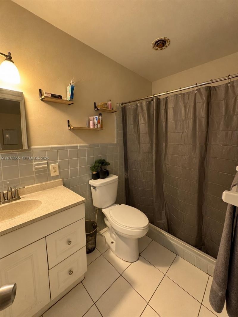 1330 NW 175th St , Miami Gardens, FL 33169 Photo