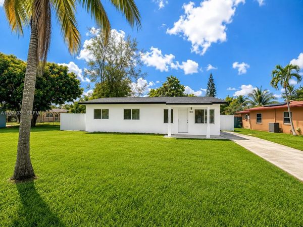 1870 NE 154th Ter , North Miami Beach, FL 33162