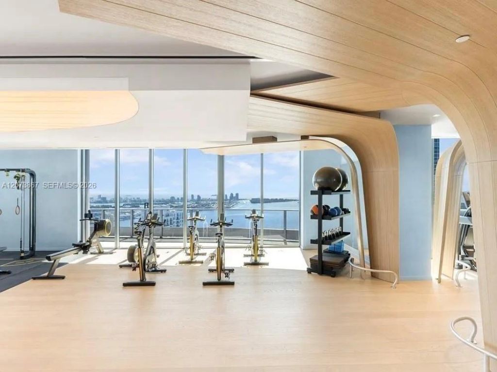 1000 Brickell Plz, Unit 4301, Miami, FL 33131 Photo