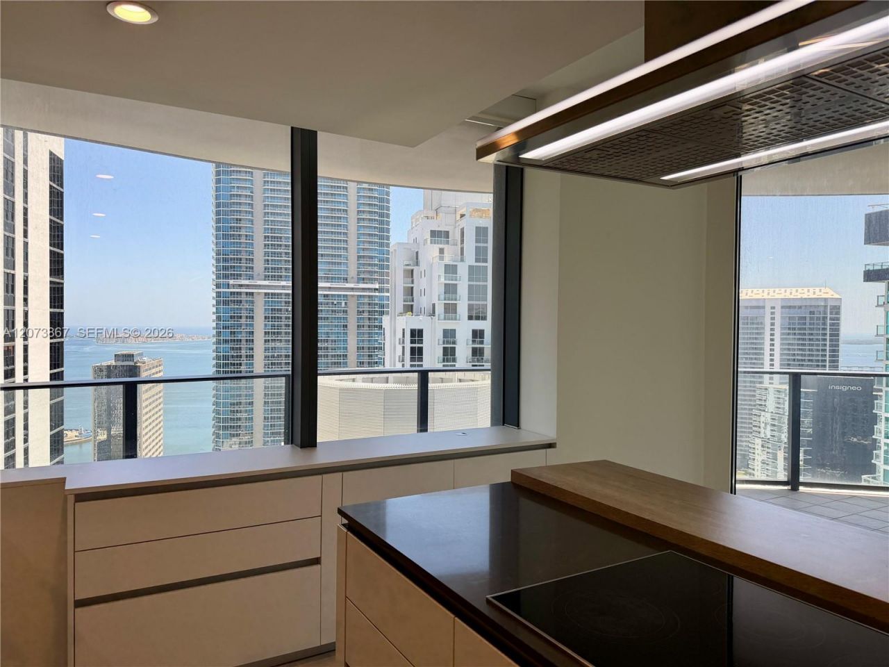 1000 Brickell Plz , Unit 4301, Miami, FL 33131 Photo