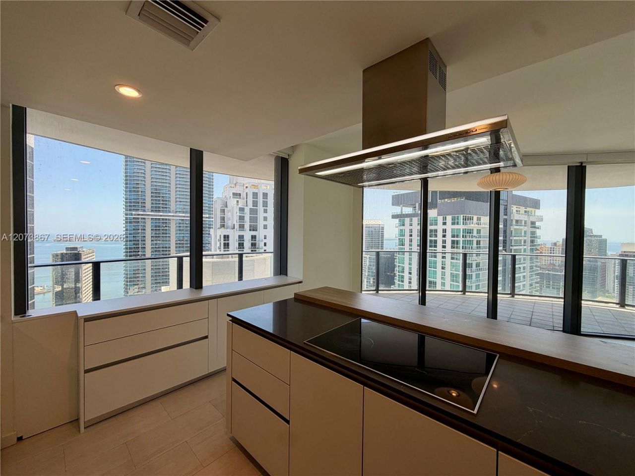 1000 Brickell Plz , Unit 4301, Miami, FL 33131 Photo