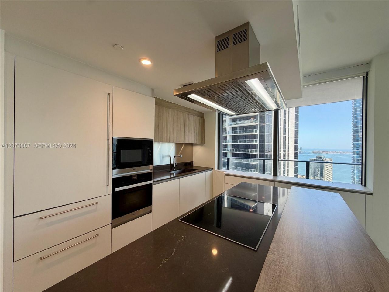 1000 Brickell Plz , Unit 4301, Miami, FL 33131 Photo