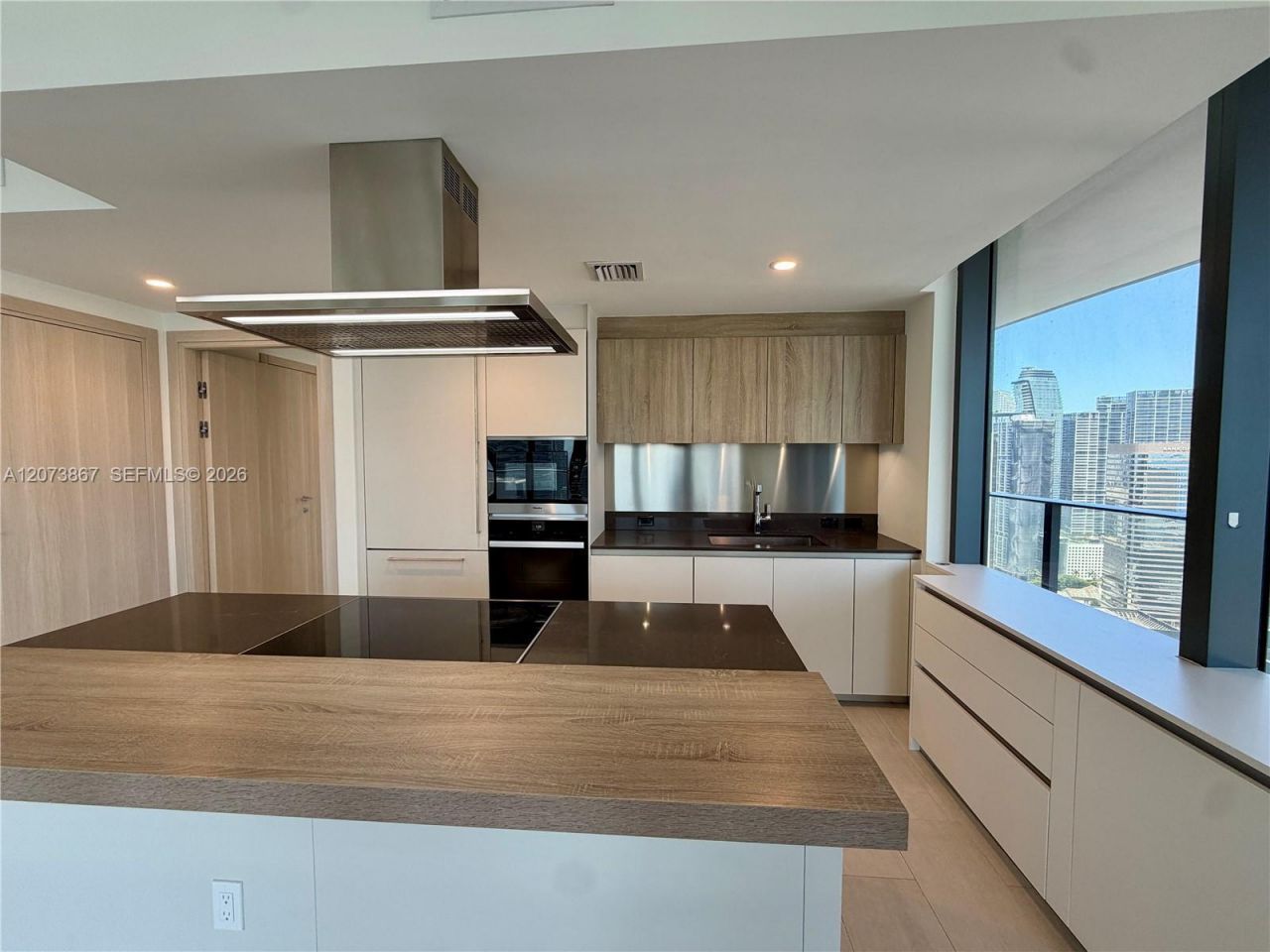 1000 Brickell Plz , Unit 4301, Miami, FL 33131 Photo