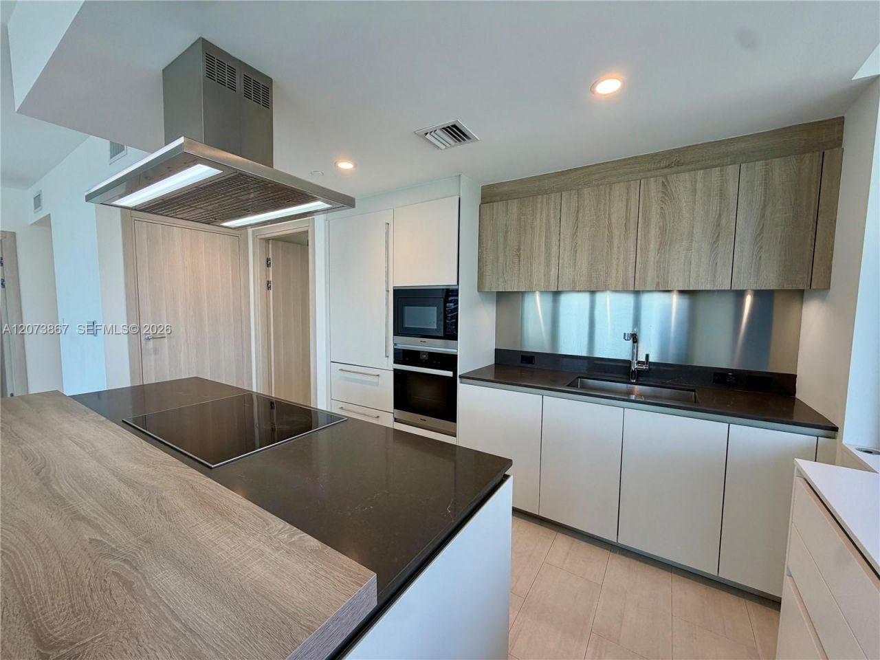 1000 Brickell Plz , Unit 4301, Miami, FL 33131 Photo