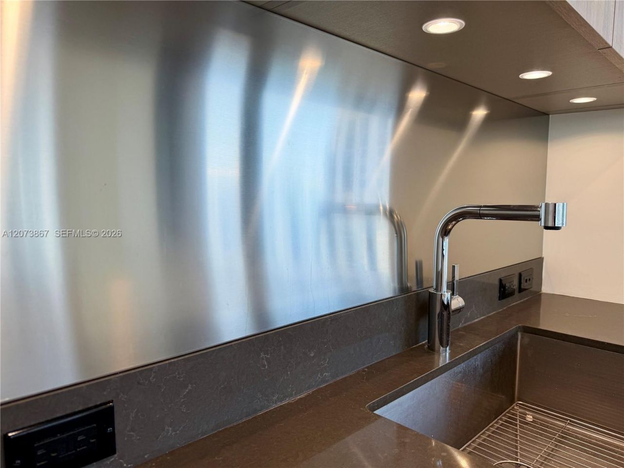 1000 Brickell Plz , Unit 4301, Miami, FL 33131 Photo