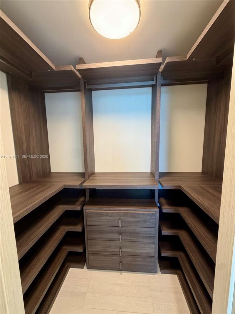 1000 Brickell Plz , Unit 4301, Miami, FL 33131 Photo