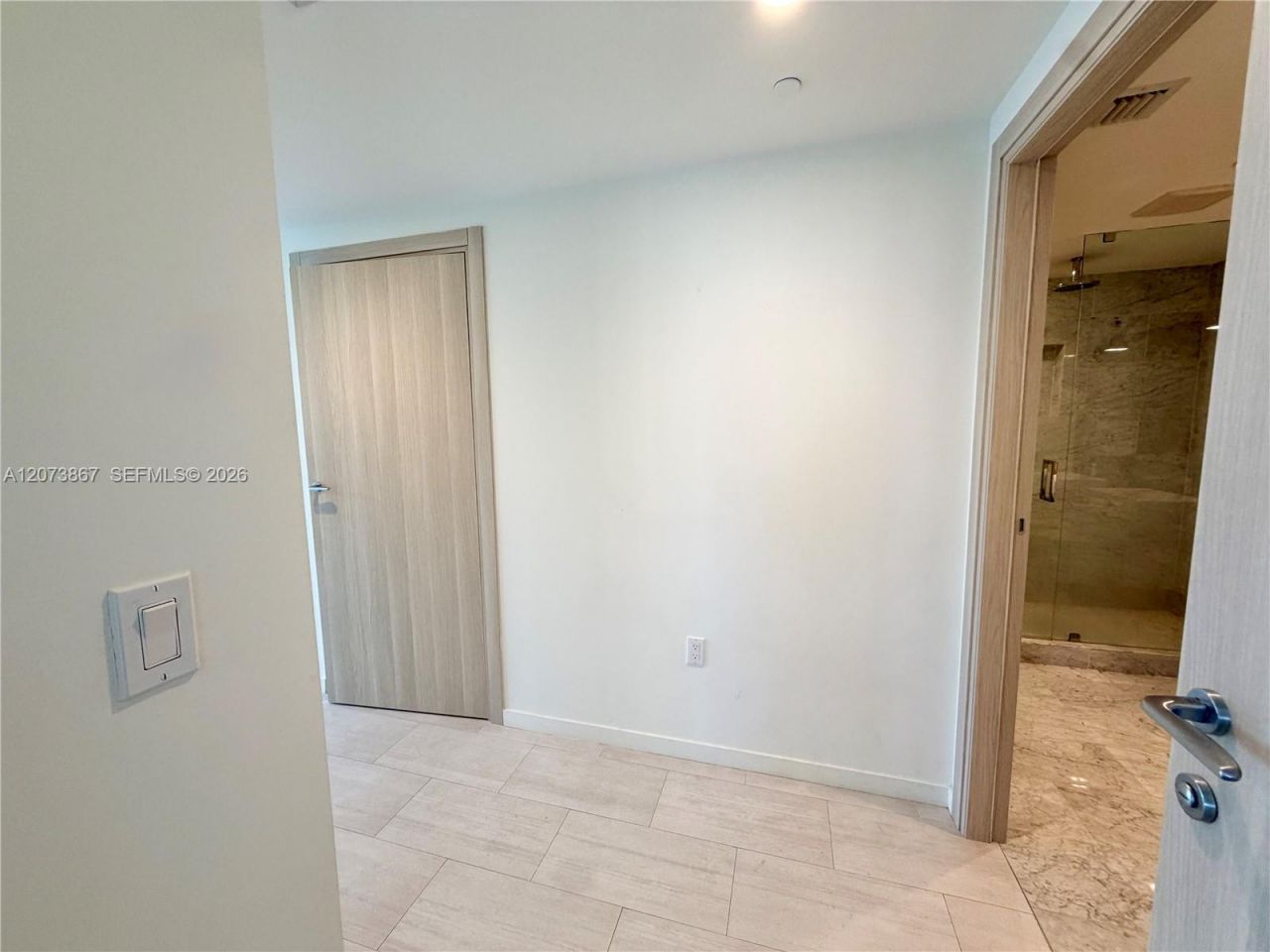 1000 Brickell Plz , Unit 4301, Miami, FL 33131 Photo