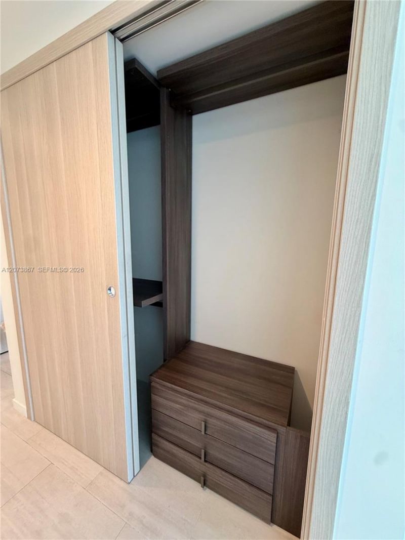 1000 Brickell Plz , Unit 4301, Miami, FL 33131 Photo