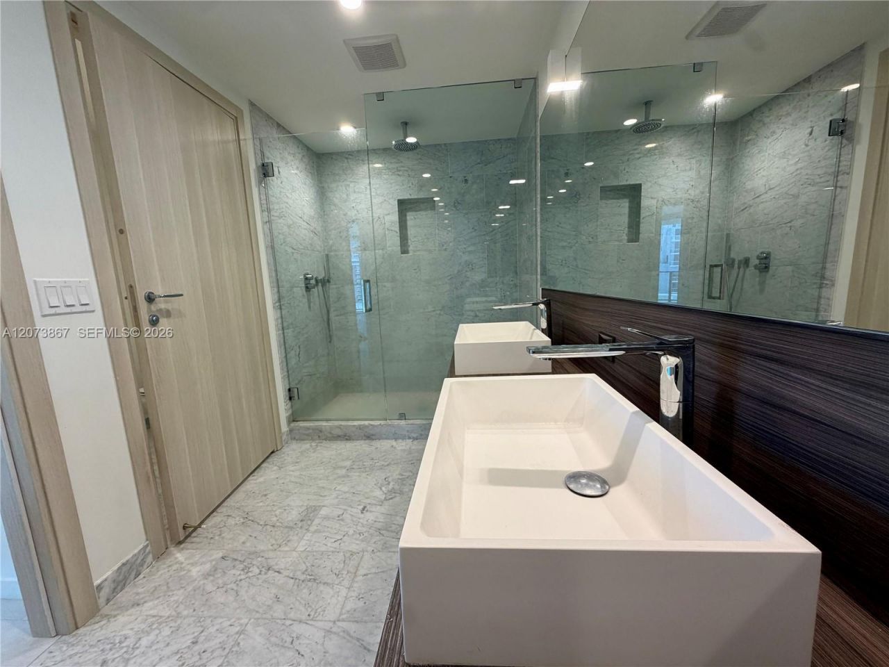 1000 Brickell Plz , Unit 4301, Miami, FL 33131 Photo