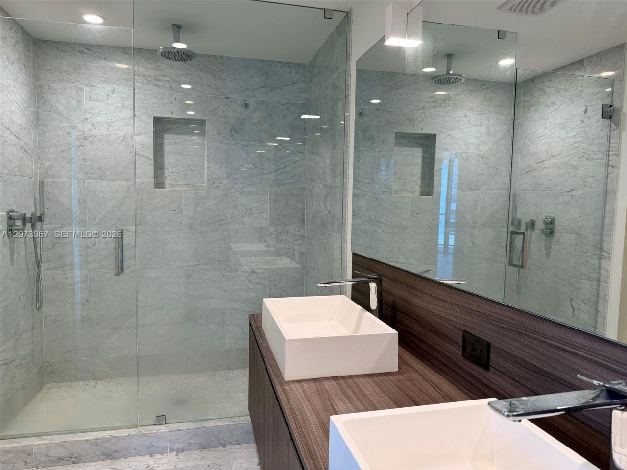 1000 Brickell Plz , Unit 4301, Miami, FL 33131 Photo