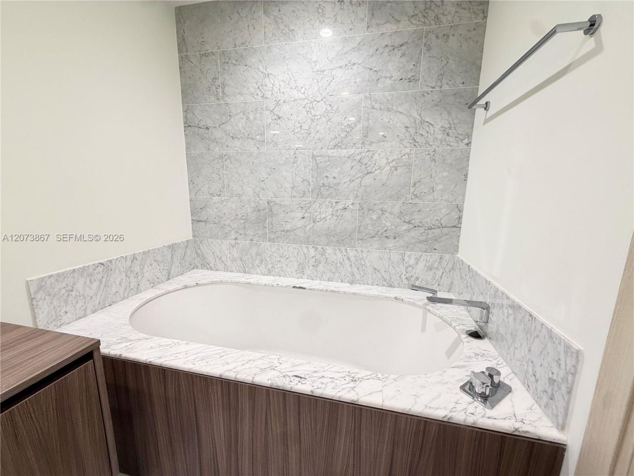 1000 Brickell Plz , Unit 4301, Miami, FL 33131 Photo