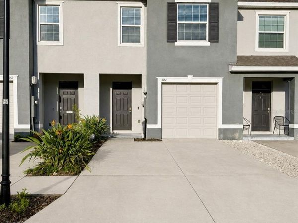 1652 HUBBELL ROAD , WESLEY CHAPEL, FL 33543