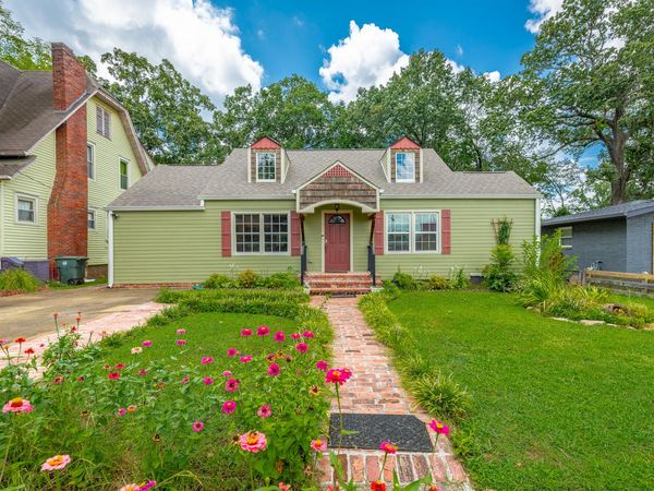 2306 E 4th Street, Chattanooga, TN 37404